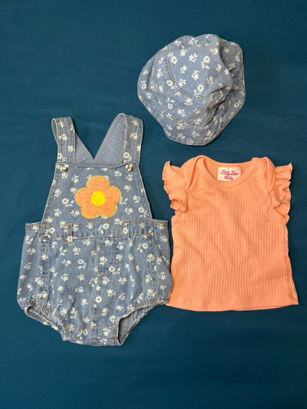 Little Lass Peach Ruffle Sleeve Top & Floral Denim Overall Set with Hat